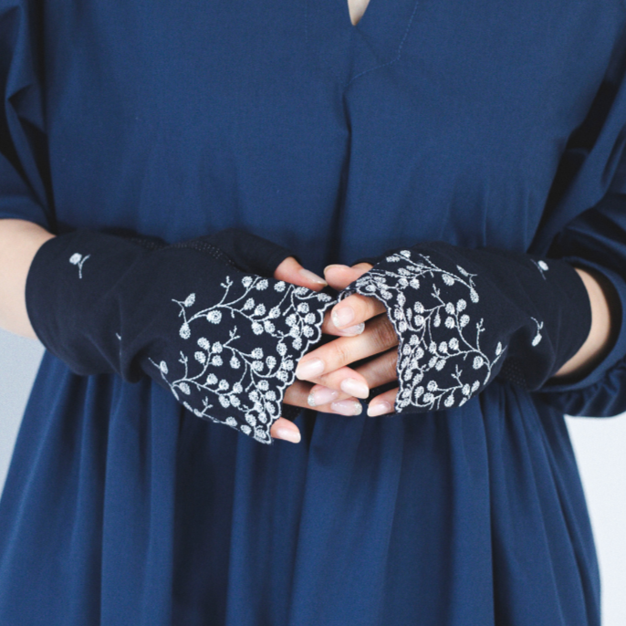 Fingertip flower embroidery UV arm cover gloves short size