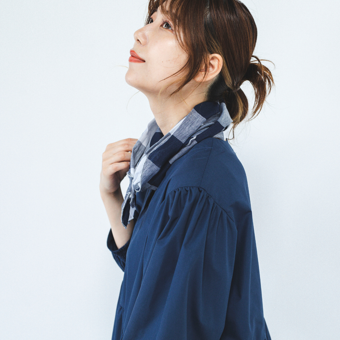 Block check one-touch scarf