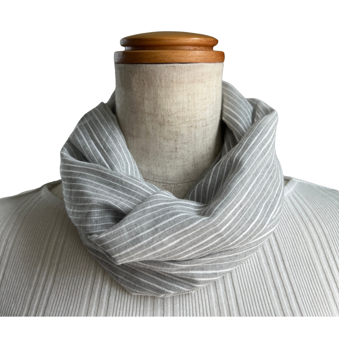 Straight line one-touch scarf