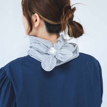 Straight line one-touch scarf