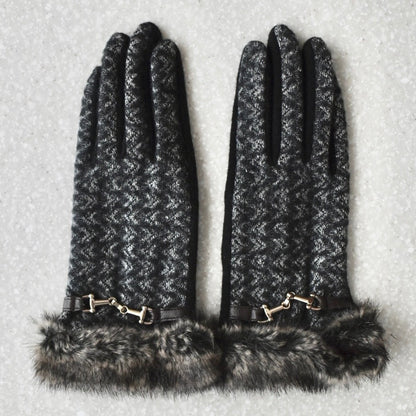 jacquard bit gloves