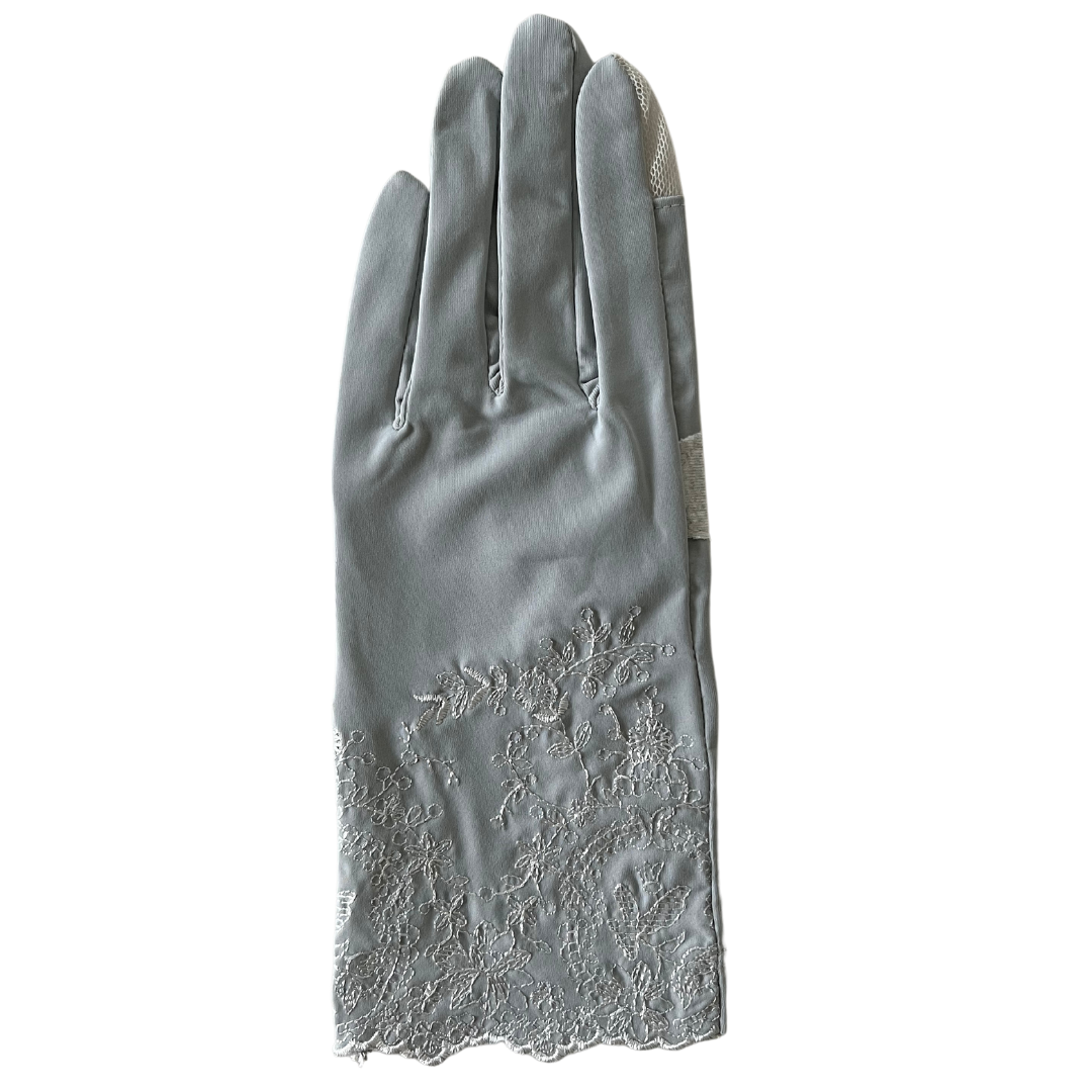 Cool feeling antibacterial lace embroidered five finger UV arm cover gloves short size