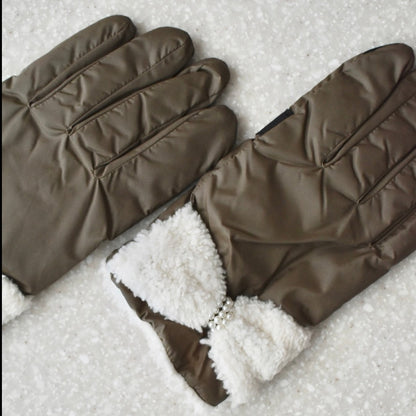 boa ribbon gloves